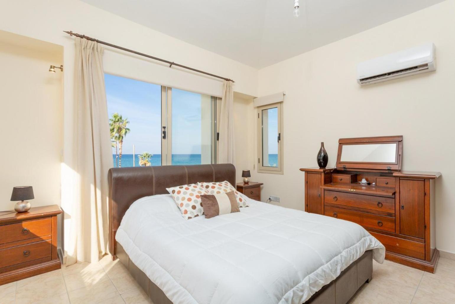 Villa Seashore One Paphos Exterior foto