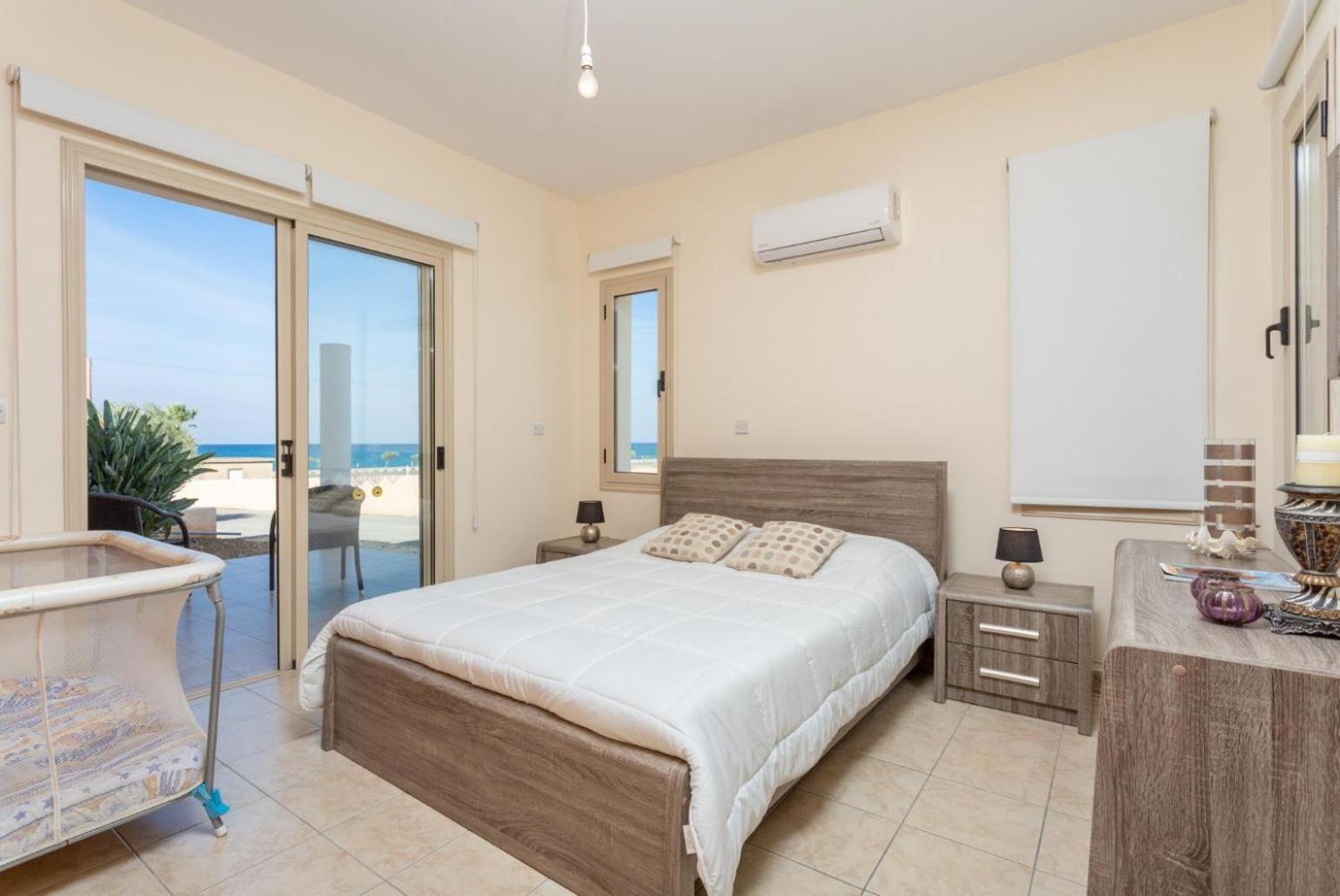 Villa Seashore One Paphos Exterior foto